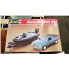 Image 2 : REVELL BASS BUSTERS SET MODEL CAR AND BOAT, UT MDOELS DIE CAST CAR 1:18 AND 1925 KENWORTH STAKE TRUC