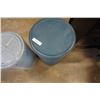 Image 2 : 2 CARDBOARD BARRELS WITH METAL LIDS