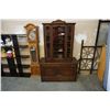Image 1 : VINTAGE 2 PIECE CHINA CABINET