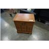 Image 1 : MAPLE 3 DRAWER NIGHTSTAND