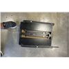 Image 3 : ARTIST EASEL