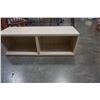 Image 1 : SHORT MAPLE SHELF
