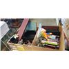 Image 1 : 2 Boxes of novels and collectibles