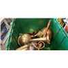 Image 2 : TOTE OF ESTATE BRASS ITEMS