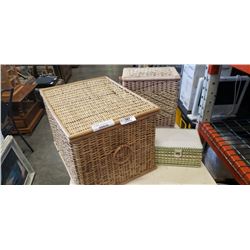 LOT OF WOVEN SEWING BASKETS