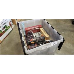 TOTE OF BAR ITEMS AND SEVERAL NEW WINE OPENERS