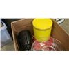 Image 2 : BOX OF TINS, ELECTRIC FIREWORKS LIGHT