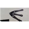 Image 2 : 3 NEW THROWING KNIVES
