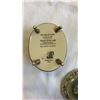 Image 5 : 2 MUSIC DRESSER BOXES AND 2 ROYAL WINTON VASES