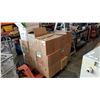 Image 1 : PALLET OF ESTATE HOUSEHOLD ITEMS, DECOR, ARTIFICIAL PLANTS, KITCHEN ITEMS, NO MAJOR VALUE