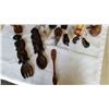 Image 2 : LOT OF ESTATE WOODEN WARES AND ANIMAL FIGURES