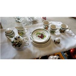 17 PIECES PORTMERION CHINA POMONA AND OTHER