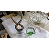 Image 1 : ART GLASS BASKET AND CENTERPIECE