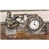 Image 1 : Souvenir machine gun clock #1102337
