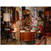 Image 1 : PRINCESS LOWBOY DRESSER W/BEVELED MIRROR & CLAW#1102479