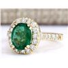 Image 2 : 2.31 CTW Natural Emerald And Diamond Ring In 18K Yellow Gold