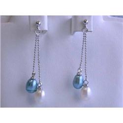5029 Dangling Pearl and Silver Earrings