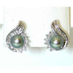 5062 14KW Gold Post Earrings w/ Pearl/ Diamonds