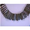 Image 1 : 7519 Dyed Shell Necklace