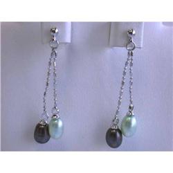 7523 Dangling Pearl and Silver Earrings