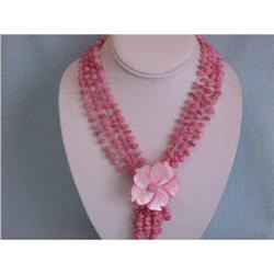 7539 Shell and Mother of Pearl Necklace