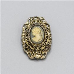 Gorgeous Cameo Pendant or Brooche Jewelry Piece