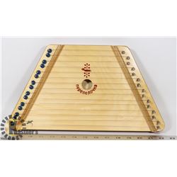 VINTAGE NEPENENOYKA DULICIMER