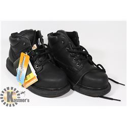 NEW DAKOTA FOOTWEAR WORK BOOTS