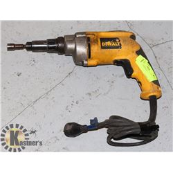 DEWALT SCREWGUN