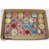 Image 1 : FLAT OF ASSORTED SCENTSY LARGE SAMPLES
