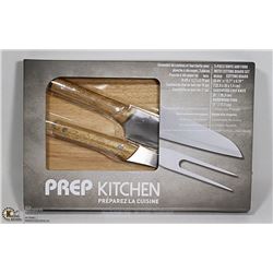 NEW 3-PIECE KNIFE AND FORK WITH CUTTING BOARD