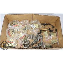 FLAT OF HOUSEHOLD DOOR & CABINET HARDWARE