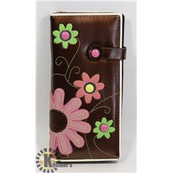 NEW SHAG WEAR WOMENS WALLET
