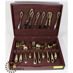 CUTLERY SET