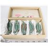 Image 1 : BOX OF MINIATURE CERAMIC LEAVES