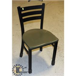 GREEN/ BLACK RESTAURANT CHAIR