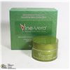 Image 1 : VINE VERA MOSCATO SENSITIVE SKIN CREAM MSRP $178