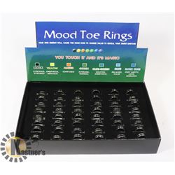 RETAIL DISPLAY OF MOOD TOE RINGS