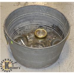 VINTAGE WASH BIN FULL OF VINTAGE JARS (ALL WITH