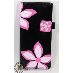 NEW SHAG WEAR WOMENS WALLET