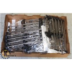 LOT OF 10 NEW CLOSET ORGANIZERS / TOWEL RACKS