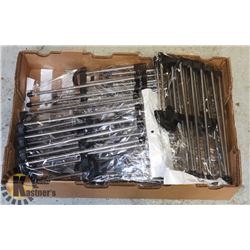 LOT OF 10 NEW CLOSET ORGANIZERS / TOWEL RACKS
