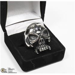NEW MEN'S STEEL SKULL FACE WITH STAR RING -