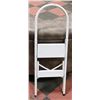Image 1 : FOLDING 2 STEP LADDER