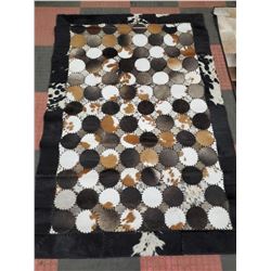 ROUND PATCH HIDE DESIGN AREA RUG / WALL ART