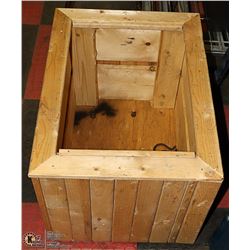 WOODEN GARDEN PLANTER