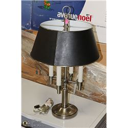 METAL TABLE LAMP