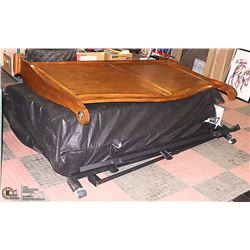 KING SIZE SOLID WOOD HEADBOARD, COMES WITH SPLIT