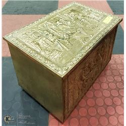 SMALL VINTAGE COPPER / BRASS FIREPLACE BOX