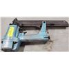 Image 2 : HITACHI AIR NAILER 1 3/4 NAILS